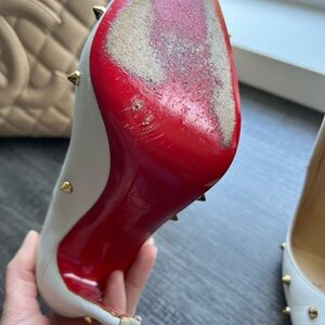 Christian louboutin 1600$